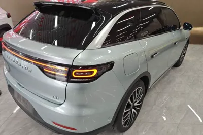Leapmotor C11
