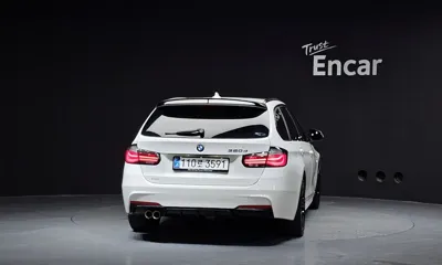 BMW 3-Series 2018, 89485 км, за 16082.45 USD