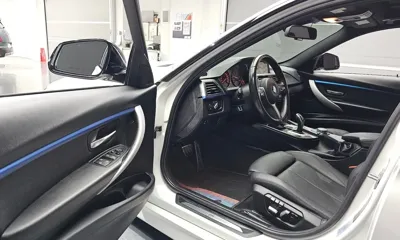 BMW 3-Series 2018, 89485 км, за 15960.92 USD - фото 10