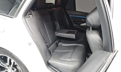 BMW 3-Series 2018, 89485 км, за 15960.92 USD - фото 12
