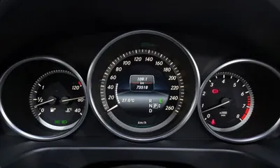 Mercedes-Benz E-Class 2015, 73518 км, за 9967.43 USD - фото 8