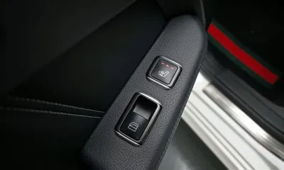 Mercedes-Benz E-Class 2015, 73518 км, за 9967.43 USD - фото 19