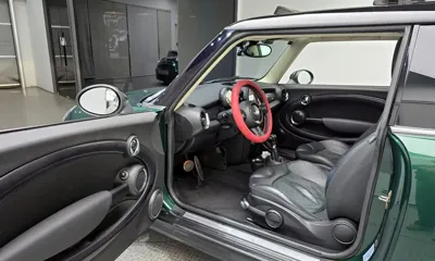 MINI Cooper 2013, 59321 км, за 5579.62 USD - фото 11