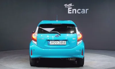 Toyota Prius 2018, 76019 км, за 8074.04 USD