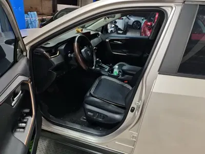 Toyota Wildlander 2024, 55000 км, за 15273.39 USD