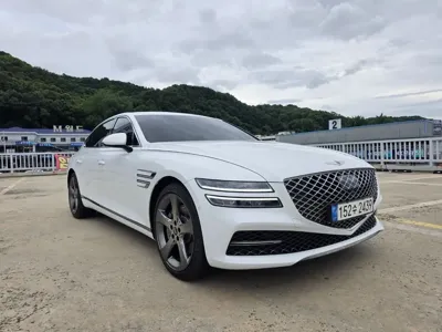 Genesis G80 2023, 21263 км, за 29578.1 USD