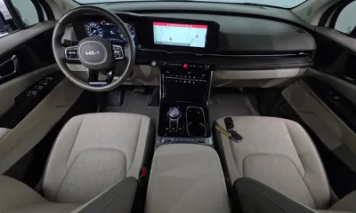 Kia Canival 2023, 56072 км, за 19364.58 USD - фото 7
