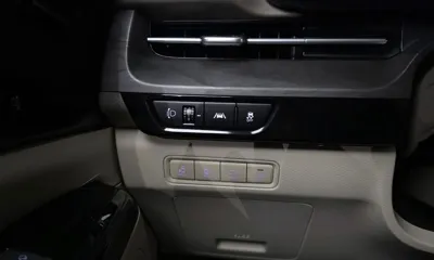 Kia Canival 2023, 56072 км, за 19364.58 USD - фото 27