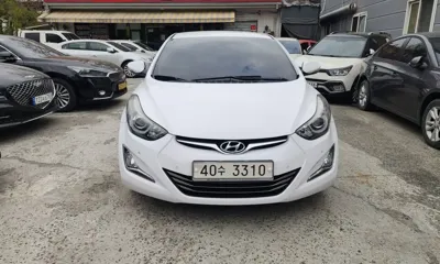 Hyundai Avante · 2016 год