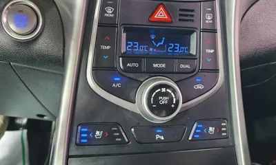 Hyundai Avante 2016, 139124 км, за 4069.84 USD - фото 18