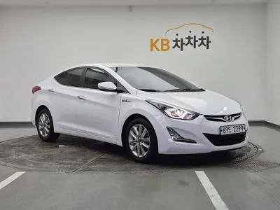 Hyundai Avante 2014, 189841 км, за 2527.24 USD