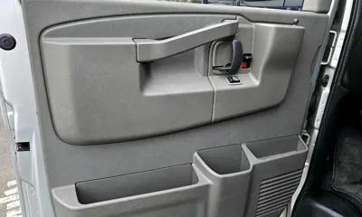 GMC Savana 2020, 85498 км, за 24052.52 USD - фото 24