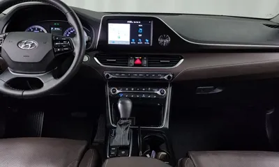 Hyundai Grandeur 2019, 156489 км, за 7811.47 USD - фото 14
