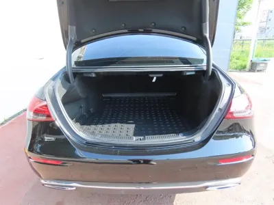 Mercedes-Benz E-Class 2021, 59000 км, за 24222.13 USD