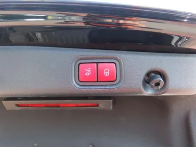 Mercedes-Benz E-Class 2021, 59000 км, за 24222.13 USD - фото 6