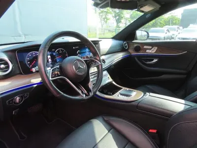 Mercedes-Benz E-Class 2021, 59000 км, за 24222.13 USD - фото 16