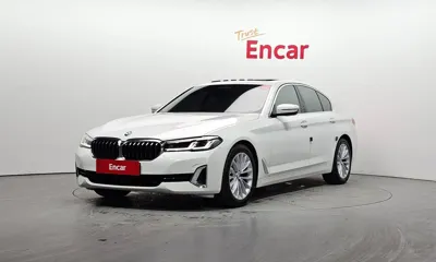 BMW 5-Series · 2022 год