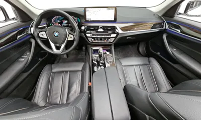 BMW 5-Series 2022, 68546 км, за 20192.04 USD - фото 7