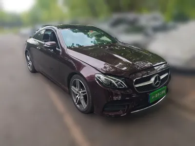 Mercedes-Benz E-Class 2017, 100200 км, за 23313 USD