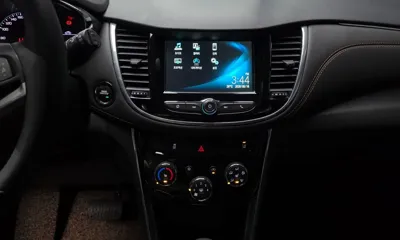 ChevroletGMDaewoo Trax 2019, 23758 км, за 7403.5 USD - фото 14