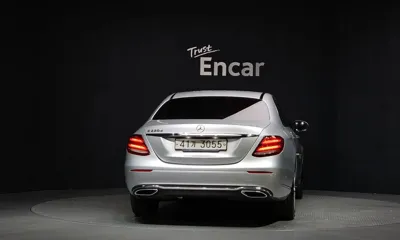 Mercedes-Benz E-Class 2017, 105986 км, за 12286.29 USD