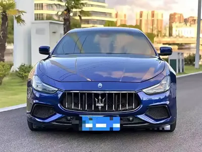 Maserati Ghibli 2017, 110000 км, за 17492.91 USD