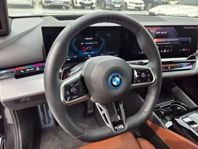 BMW i5 2024, 4130 км, за 46278.06 USD - фото 7