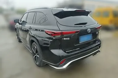 Toyota Crown Kluger 2023, 20400 км, за 36127 USD