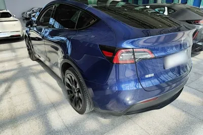 Tesla Model Y 2021, 78100 км, за 24316 USD