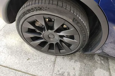 Tesla Model Y 2021, 78100 км, за 24316 USD - фото 10