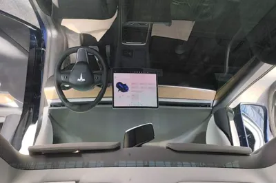 Tesla Model Y 2021, 78100 км, за 24316 USD - фото 20