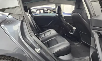 Tesla Model 3 2020, 11594 км, за 24222.13 USD - фото 12