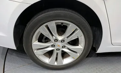 ChevroletGMDaewoo Cruze 2014, 64390 км, за 2537.08 USD