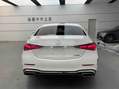 Mercedes-Benz C-Class 2024, 24500 км, за 27111.03 USD