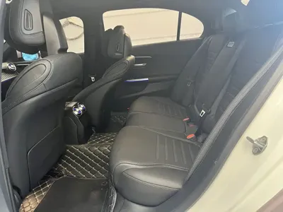 Mercedes-Benz C-Class 2024, 24500 км, за 27111.03 USD - фото 7