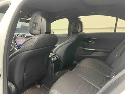 Mercedes-Benz C-Class 2024, 24500 км, за 27111.03 USD - фото 11