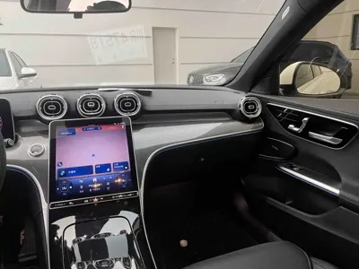 Mercedes-Benz C-Class 2024, 24500 км, за 27111.03 USD - фото 16