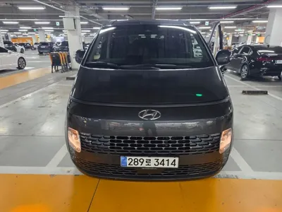 Hyundai Staria · 2022 год