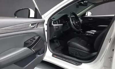 Kia K7 2017, 67723 км, за 8467.9 USD - фото 10
