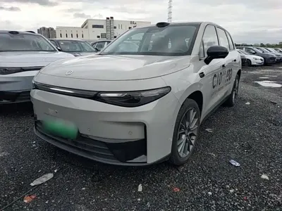 Leapmotor Leapmotor C10 · 2025 год