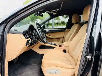 Porsche Macan 2019, 80000 км, за 21423.95 USD