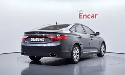 Hyundai Grandeur 2011, 163018 км, за 3105.38 USD