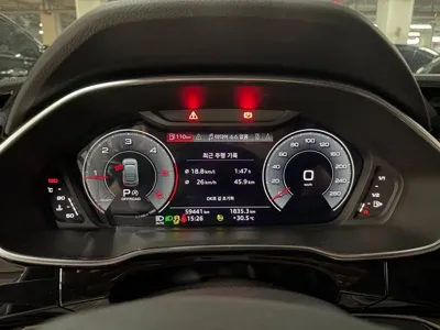 Audi Q3 2023, 59413 км, за 33803.54 USD - фото 6