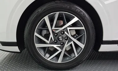 Hyundai Grandeur 2023, 167757 км, за 12209.53 USD