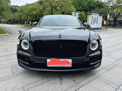 Bentley Flying Spur 2022, 26000 км, за 359896.74 USD