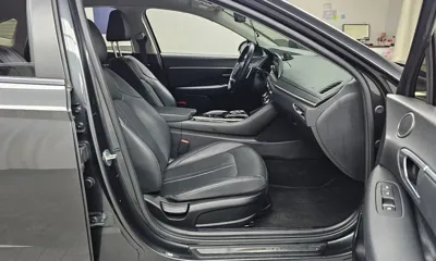 Hyundai Sonata 2020, 126986 км, за 7862.57 USD - фото 11
