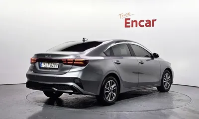 Kia K3 2024, 15602 км, за 12793.75 USD