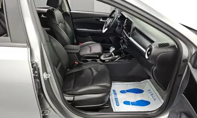 Kia K3 2024, 15602 км, за 12697.08 USD - фото 13