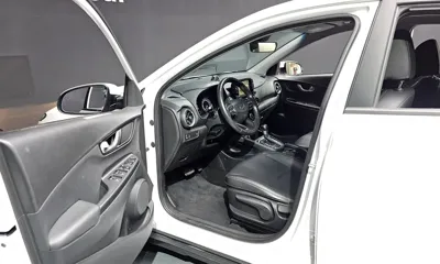 Hyundai Kona 2021, 82201 км, за 10271.07 USD - фото 10