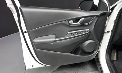 Hyundai Kona 2021, 82201 км, за 10271.07 USD - фото 24